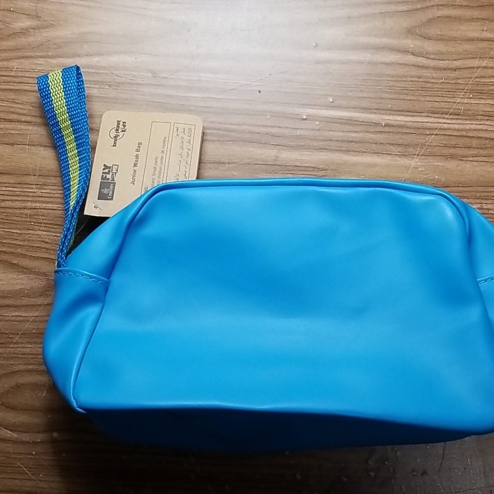 Lonely Planet Kids Emirates Air Jr Wash Bag NWT - Picture 3 of 6